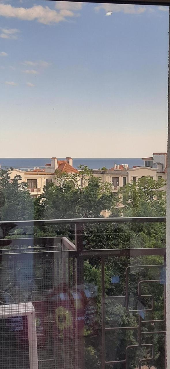 Спальня-Студия С Видом На Море И Парк Odessa Buitenkant foto